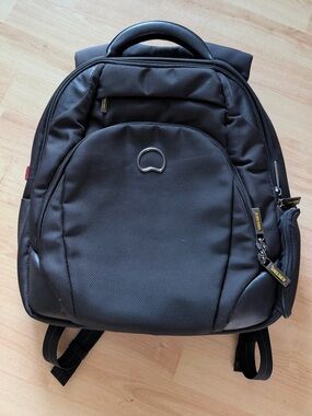 Delsey Quarterback + laptop backpack